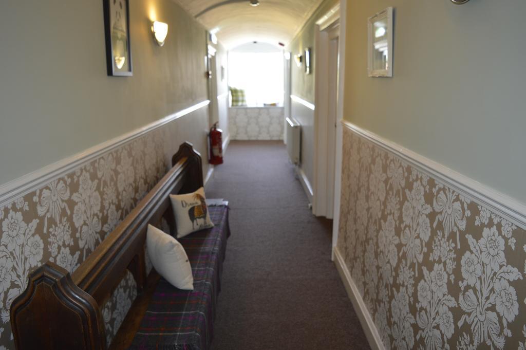 The Littleton Arms Hotel Penkridge Eksteriør billede